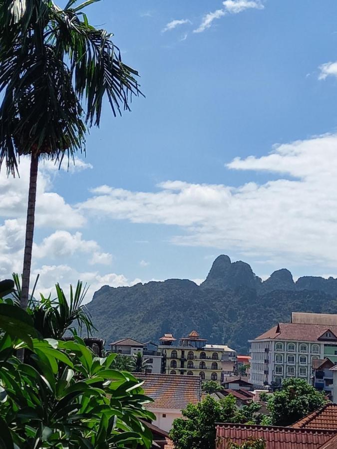 Vang Vieng Queen'S- Mountain View Hotel Exterior photo