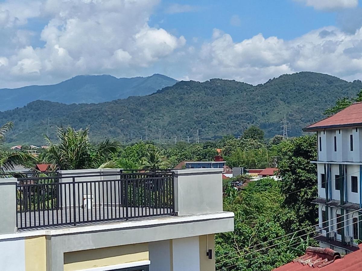 Vang Vieng Queen'S- Mountain View Hotel Exterior photo